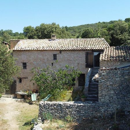 Le Jas Des Aiguiers Hotell Saint-Saturnin-d'Apt Eksteriør bilde