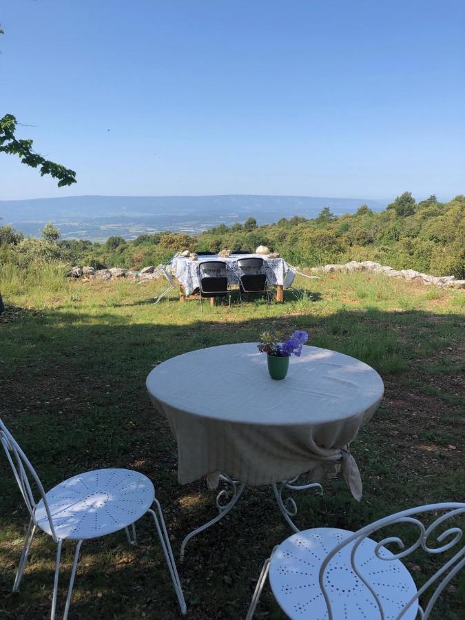 Le Jas Des Aiguiers Hotell Saint-Saturnin-d'Apt Eksteriør bilde