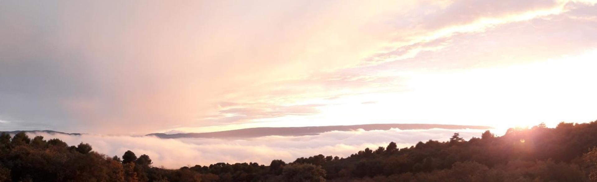Le Jas Des Aiguiers Hotell Saint-Saturnin-d'Apt Eksteriør bilde